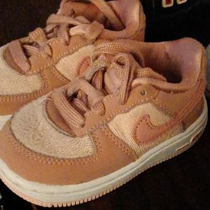 Pink air force 1 size 5c gently used